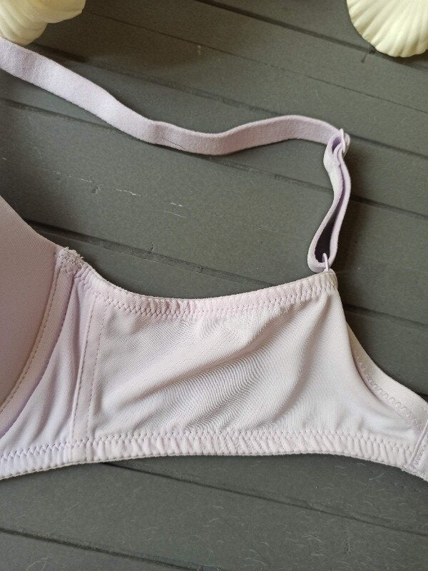 Smooth light lilac bra