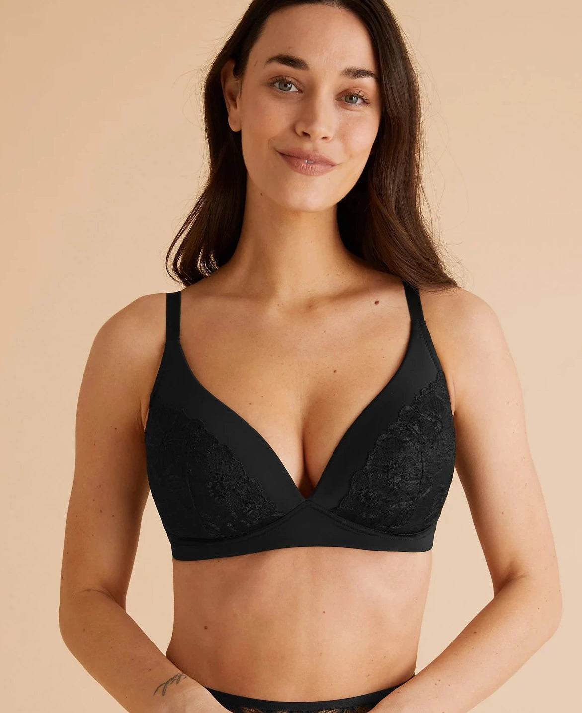 Embroidery T-Shirt Plunge Bra Set